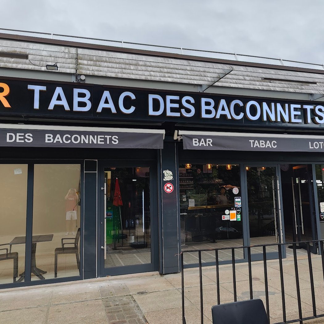 Bar Tabac Des BACONNETS 3
